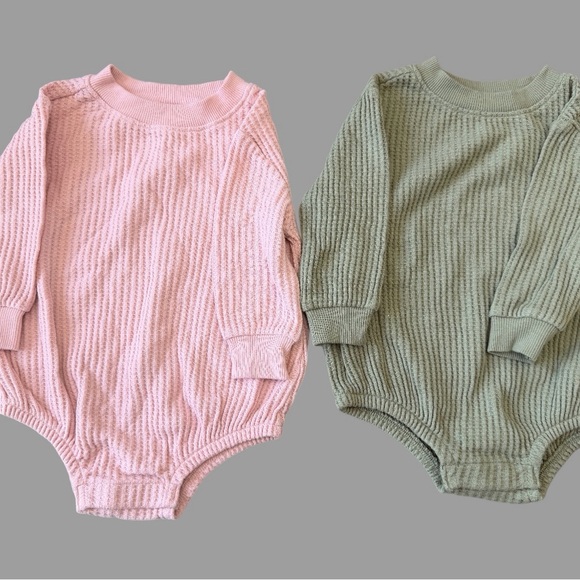 Old Navy Baby Girl Bundle | 5 Pieces | 3-6 Months | Like New - Picture 4 of 5